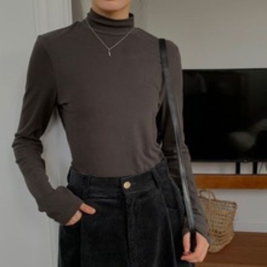 图片 Soft solid color elastic base high-end top
